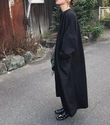 nuge_klee 라운드 버튼 롱 드레스