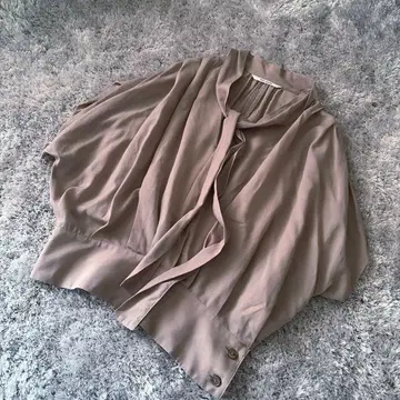 윔 가젯 보타이 블라우스