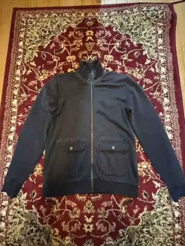 다크 그레이 집업 자켓