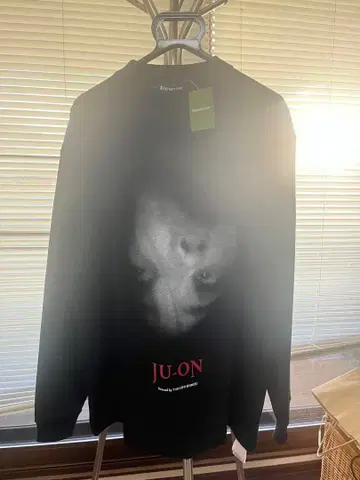 JU-ON  그래픽 긴팔 티셔츠 L 사이즈