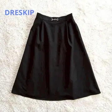드레스킵 플레어 스커트 종아리 기장 턱 뒷밴딩 페미닌
