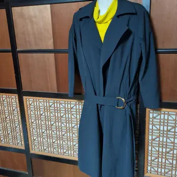 선착순! 로페 트렌치코트 네이비 색상 36 사이즈 미사용 새상품