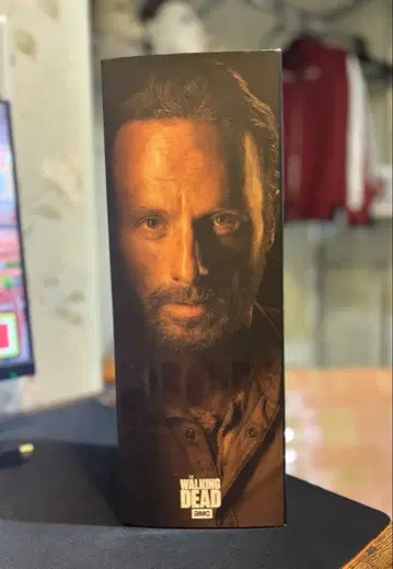 워킹 데드 릭 피규어