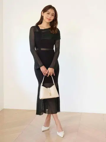 미사용 새상품 SNIDEL 시어 블로킹 원숄더 원피스 SWNO251143