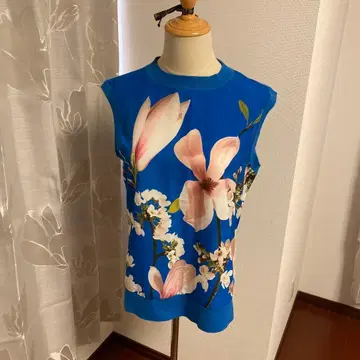 Ted Baker 꽃무늬 반팔 상의 파랑