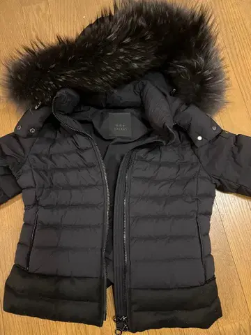 TATRAS 블랙 퍼 다운 자켓