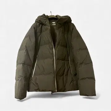 [ 거의 새상품 ] 유니클로 심리스 다운 파카 2024 모델 XL 블랙