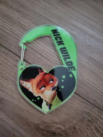 주토피아 닉 와일드 카라비너