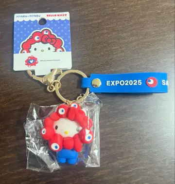 만박 미야쿠미야쿠 산리오 입체 마스코트 스트랩 키링 헬로키티