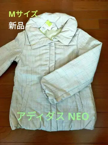 미사용 아디다스 NEO 패딩 자켓 M 베이지 체크 무늬