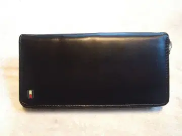 TOMMY HILFIGER 블랙 장지갑