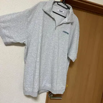 지퍼 달린 티셔츠