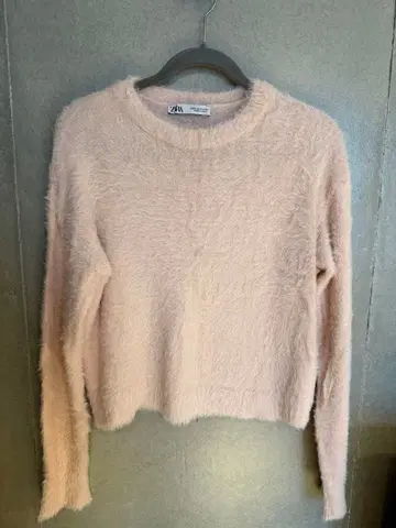 ZARA 모헤어 니트