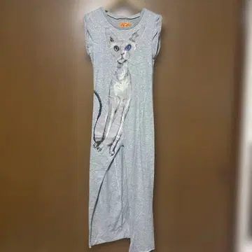 롱 기장 반팔 슬릿 원피스 고양이 패턴 랫핑크