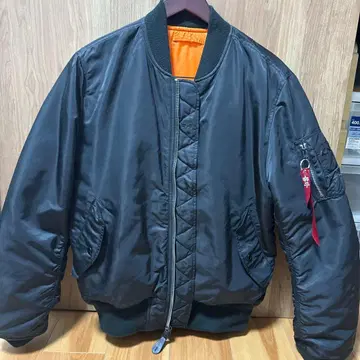 블랙 MA-1 플라이트 자켓 알파