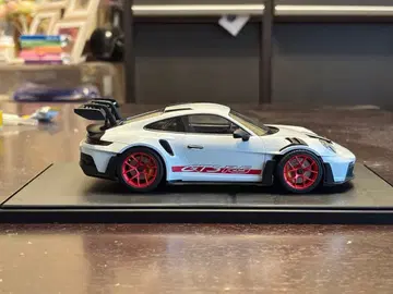 타미야 1/24 포르쉐 911 GT3 RS 완성품