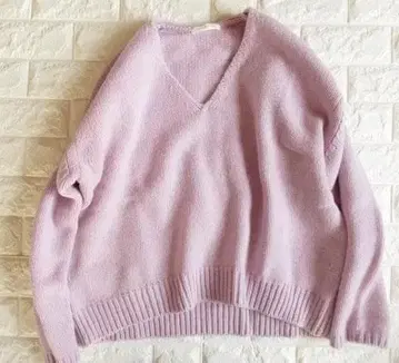 투모로우랜드 갤러리 바이 고급 여성스러운 멋스러운 V넥 루즈 니트