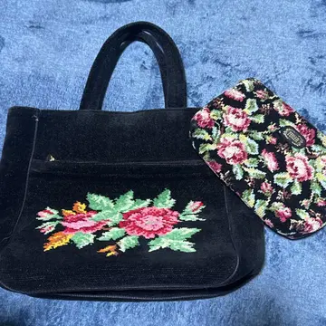 [ FEILER ] 꽃무늬 자수 토트백 + 꽃무늬 파우치