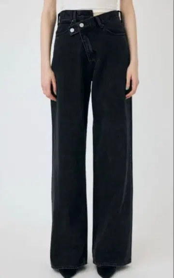 MOUSSY 크로스 웨이스트 와이드 스트레이트 데님