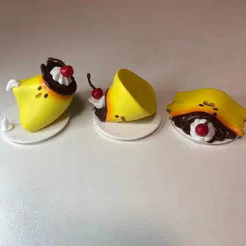 역동감 있는 푸딩. 마스코트 피규어 2개 츳텐 부헤헷타리