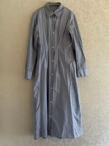 로이스크레용 파랑과 화이트 스트라이프 셔츠 원피스 긴팔