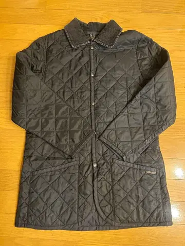 메루카리 최저가 LAVENHAM 블랙 퀼팅 코트