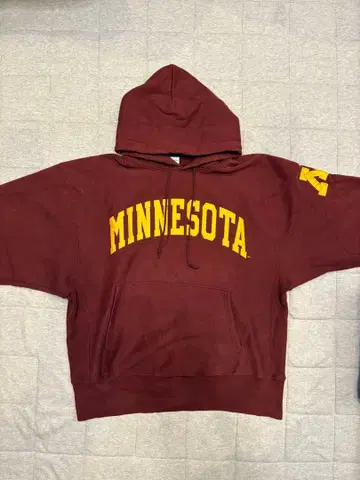 미네소타 대학 로고 후드티 버건디