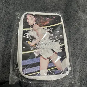 아무로 나미에 퍼포먼스 파우치