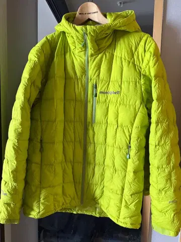 mont-bell 이그니스 다운 자켓 [라임 그린] M 사이즈