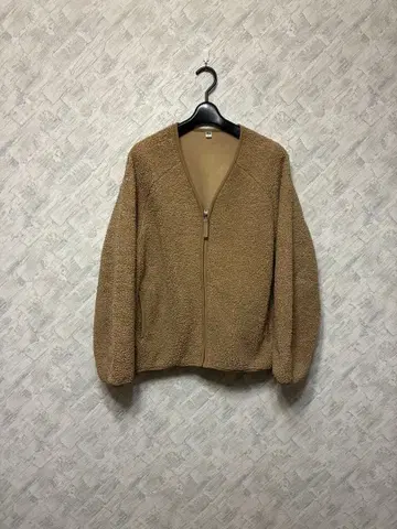 새상품급 UNIQLO 베이지 보아 자켓 노카라 집업 L 사이즈