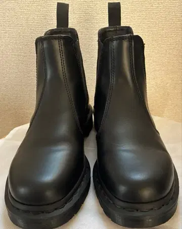 닥터마틴 첼시 부츠