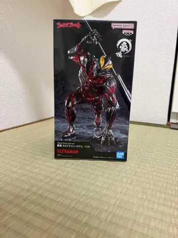 BANDAI 울트라맨 베리알 피규어 호괴