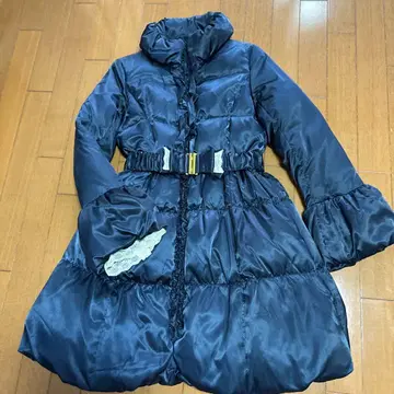 &러브 프릴 벨트 포함 다운 자켓