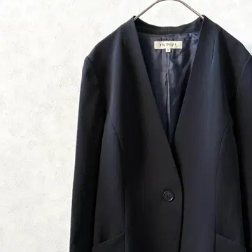 INDIVI 노카라 자켓 V넥 포켓 부착 심플 안감 부착