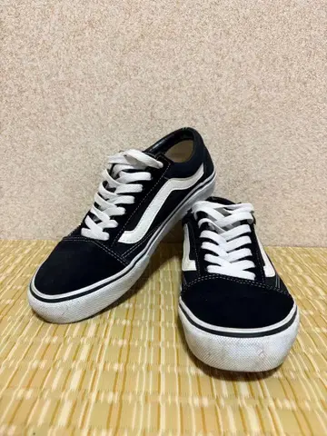 Vans 스웨이드 블랙 스니커즈 US8