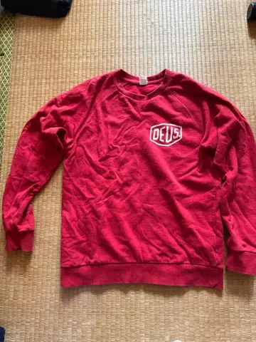 DEUS 엑스마키나 레드 크루넥 트레이닝복