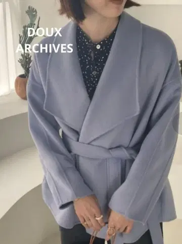 DOUX ARCHIVES 빅 칼라 핸드메이드풍 코트