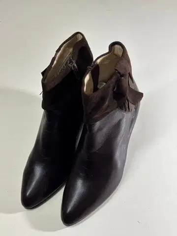 NINA RICCI 니나리치 여성용 숏부츠 미사용품 하자품