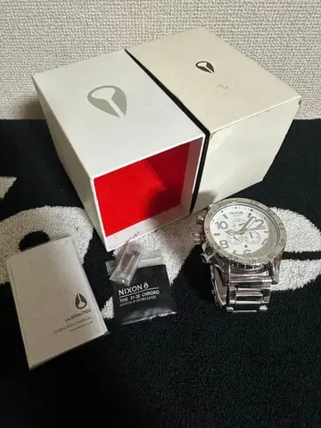 NIXON 51-30 크로노그래프 손목시계