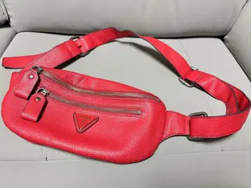 GUESS 웨스트 파우치 바디백