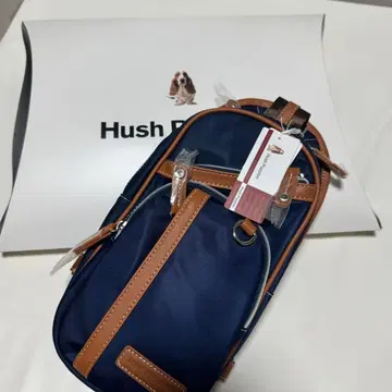 미사용 새상품 Hush Puppies 바디백