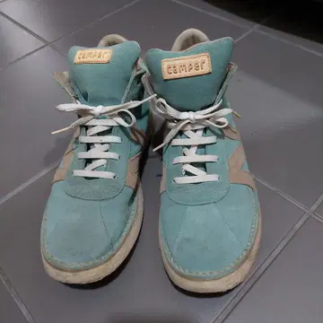 캠퍼 하이컷 스니커즈 파랑 데드스탁 사이즈 42
