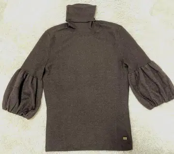 폭시 터틀넥 니트 벌룬 슬리브 헤이즐 실크 캐시미어