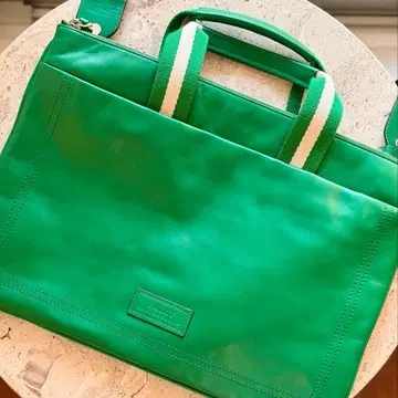 할인! BALLY 비즈니스 백