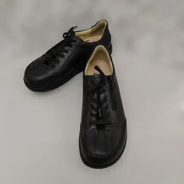 3423 미사용 새상품 핀 컴포트 블랙 스니커즈 24.5cm