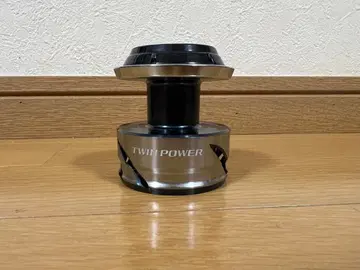 21 트윈 파워 SW 8000 교체 스풀