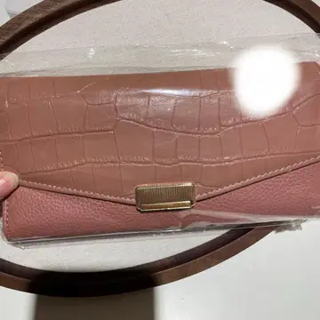 크로커다일풍 핑크 장지갑 AVACRAFT