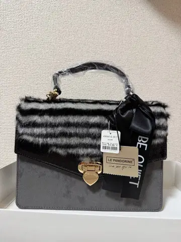 LE PANDORINE 숄더백 그레이/스트라이프 미사용품, 택 포함