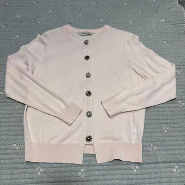 새상품 TORRAZZO DONNA 비쥬 크리스탈 버튼 가디건