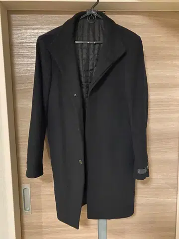 ZIOZIA 블랙 코트 100